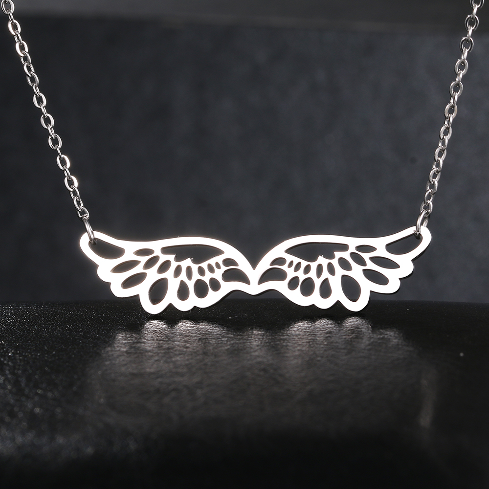 collar_alas_angel_plateado_02