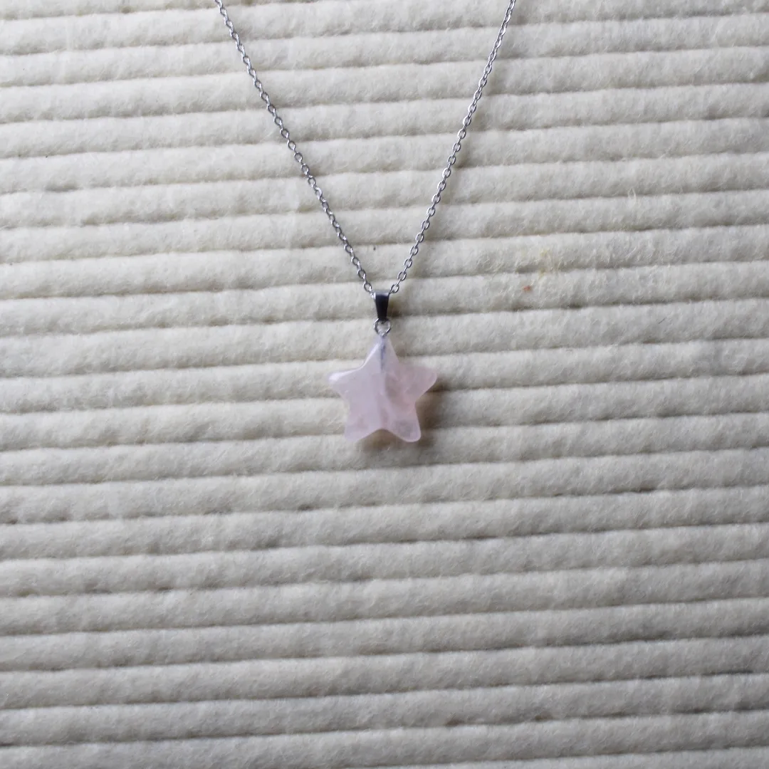 Collar_Estrella_Cuarzo_Rosa