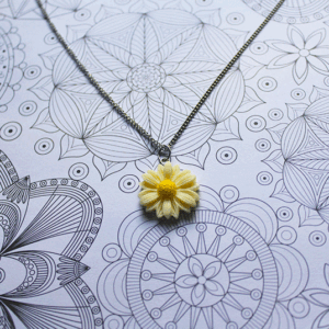 Collar_Flower_Crema