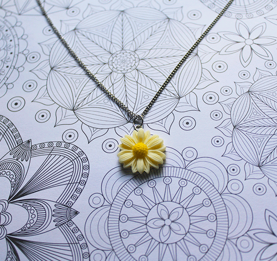 Collar_Flower_Crema