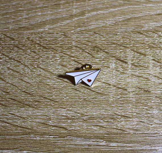 Pin_Avioncito_De_Papel