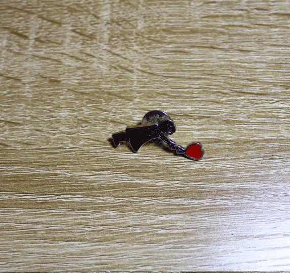 Pin_Niña