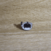 Pin_Acrílico_Gato_Negro_Plato3