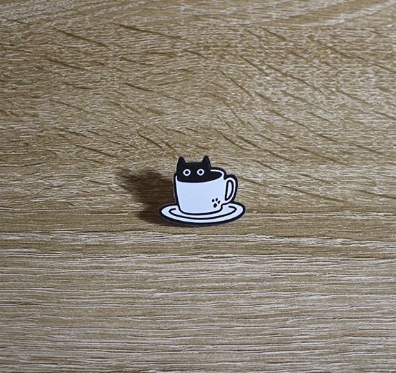 Pin_Acrílico_Gato_Negro_Taza