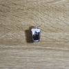Pin_Acrílico_Gato_Negro_Vaso3