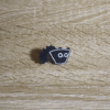 Pin_Acrílico_Gato_Negro_Vaso4