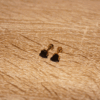 Aretes_Acero_Dorado_Corazón_Negro